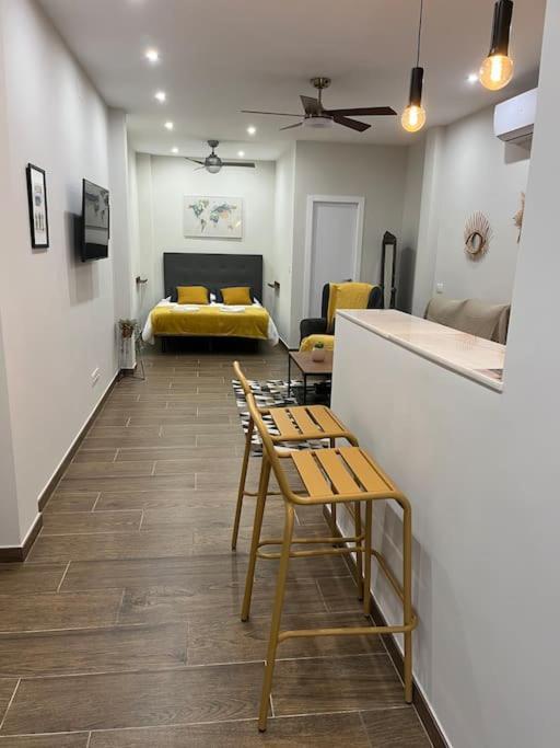 Acogedor Apartamento En La Buhaira Севилья Экстерьер фото